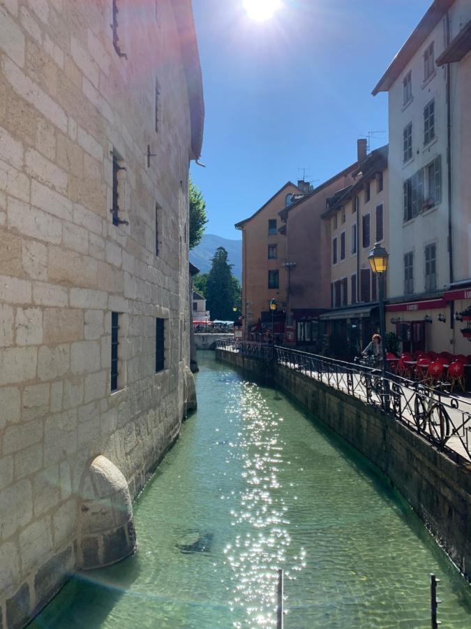 Blue Lake Annecy Exterior foto